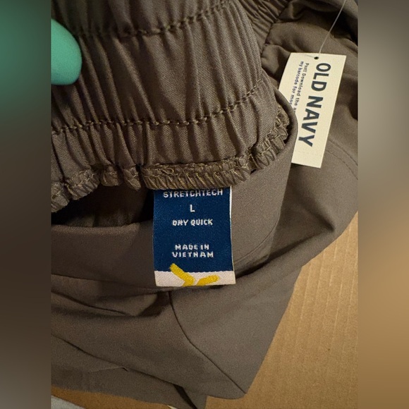 Old Navy stretch tech dry quick pants - Picture 5 of 6